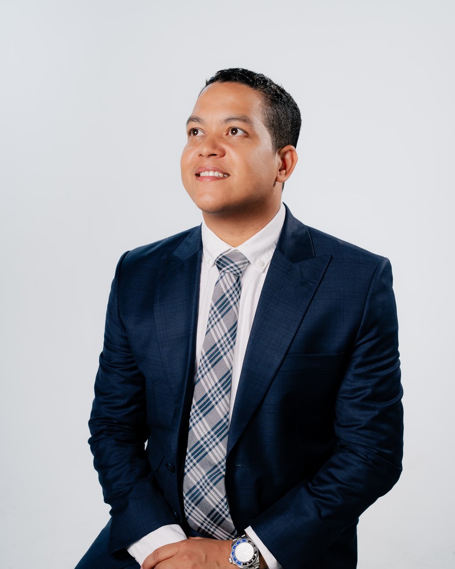 Dr. Joel Marcelino, cirujano plástico en Santo Domingo